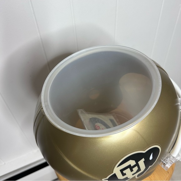 NFL Colorado Buffaloes Snack Helmet Chips and Dip - Picture 7 of 8